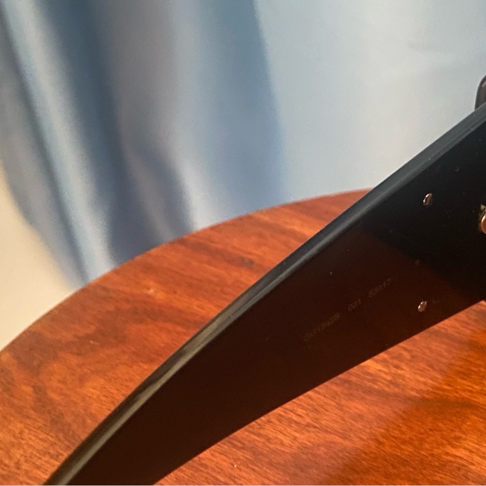 Gucci GG18425 Acetate Sunglasses - Picture 5 of 6